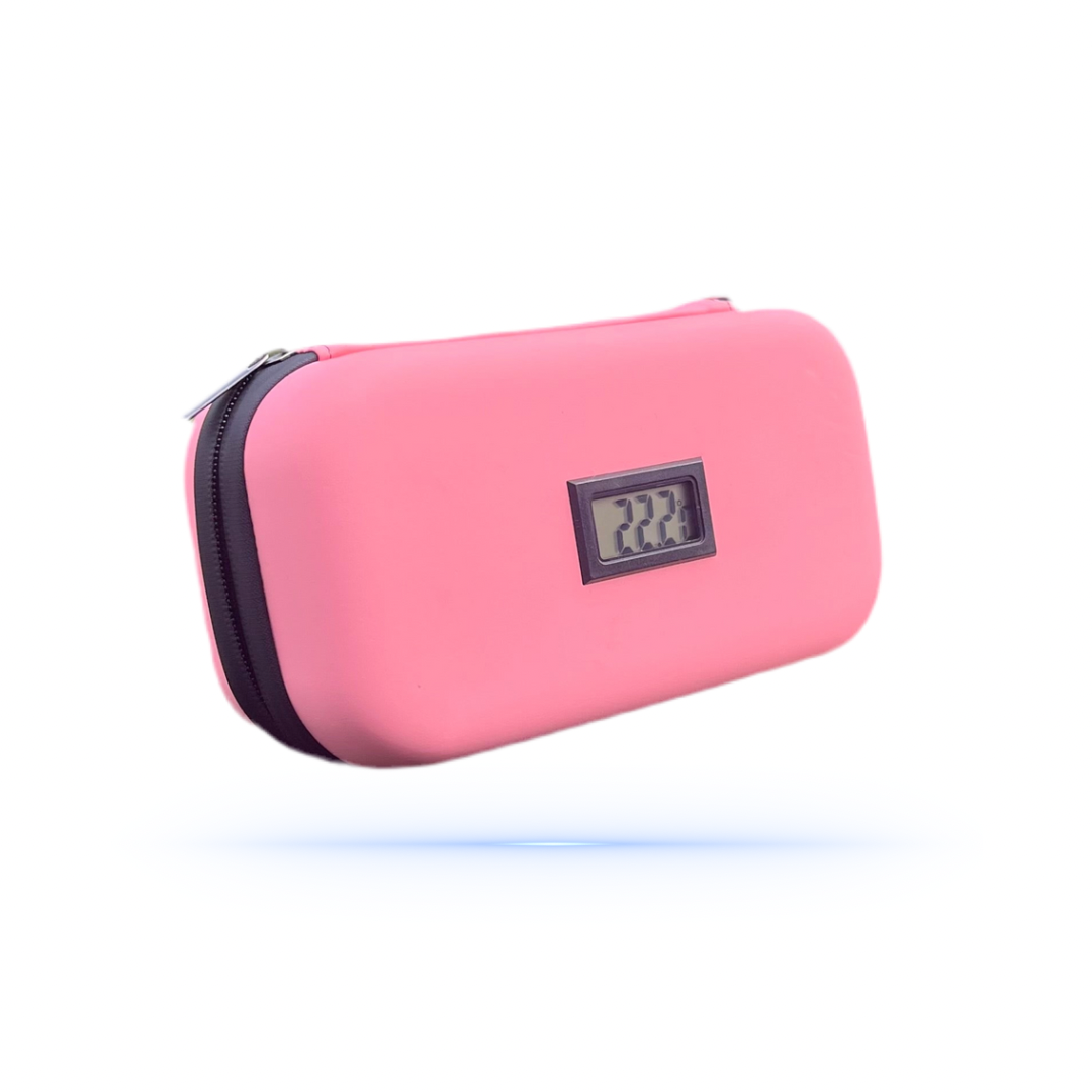 Kylfodral DiaCase Pink för temperaturkänsliga produkter, i modern rosa design. Perfekt för säker förvaring och resor.