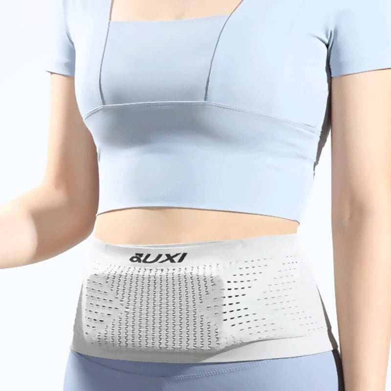 Person bär pumpband för insulinpumpar, säker förvaring för diabetestillbehör.