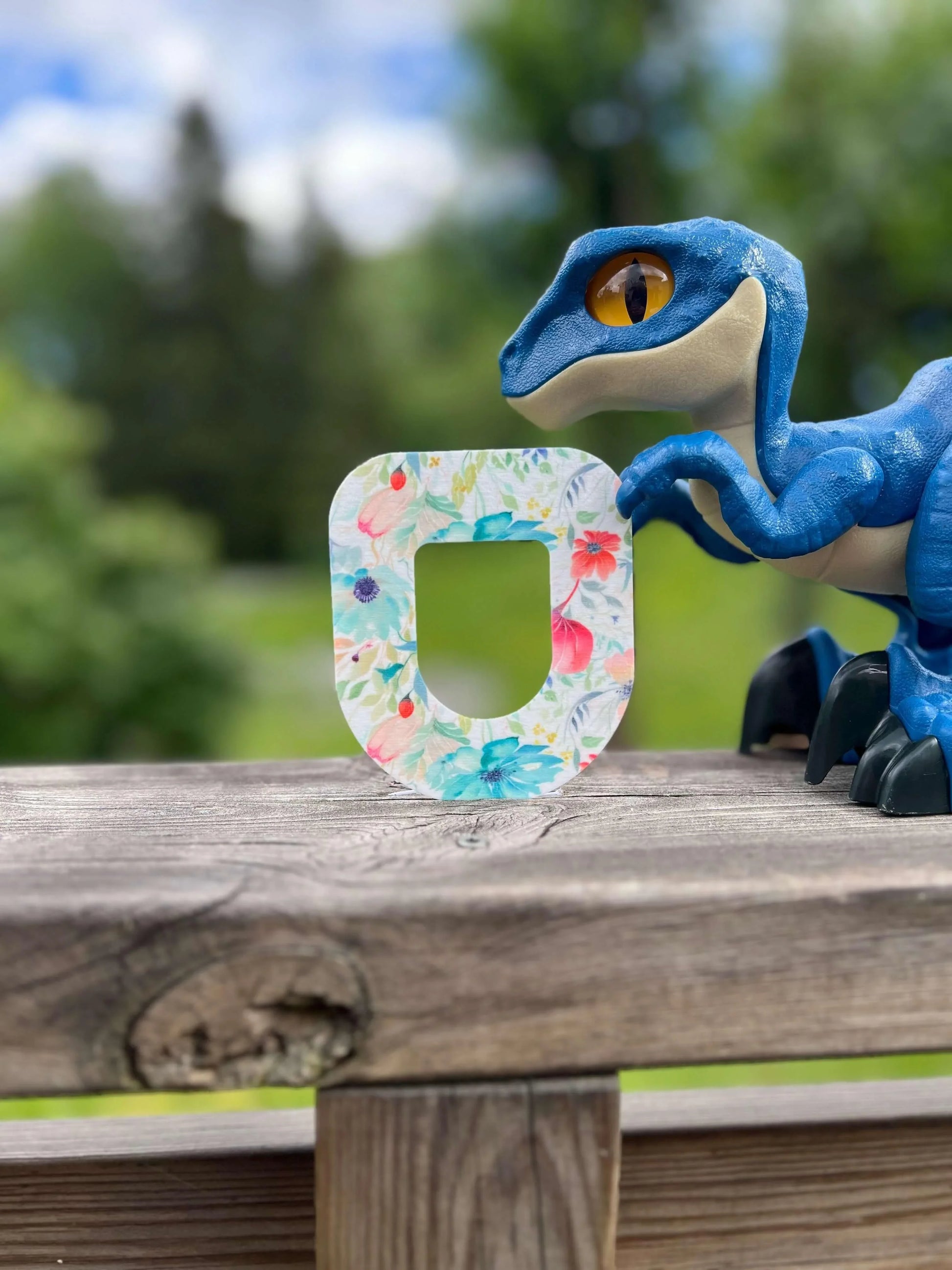 Omnipod Whiteflower Patch för stil och komfort.