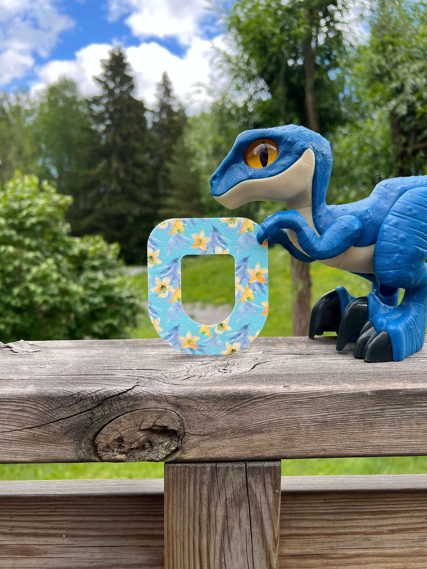 Omnipod Yellow Flower Overpatches.