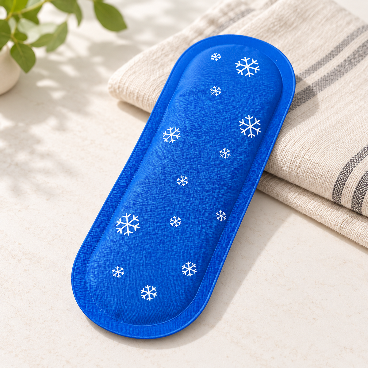 återanvändbar kylgel, blå kylinsats 74 gram med snöflingor för kylväska och mat på språng